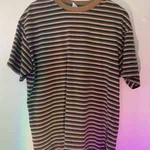 URBAN OUTFITTERS MENS T-SHIRT